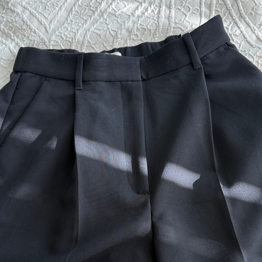 Abercrombie & Fitch Black Trouser shorts Sz Small